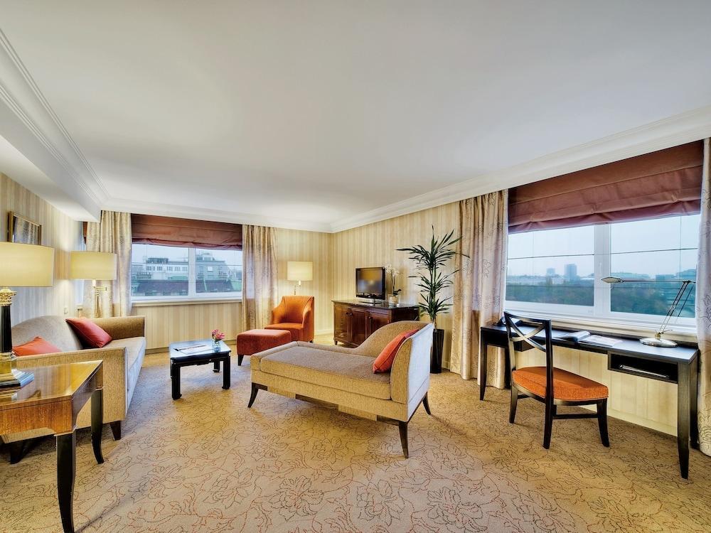 维也纳洲际酒店 外观 照片 A suite at the hotel