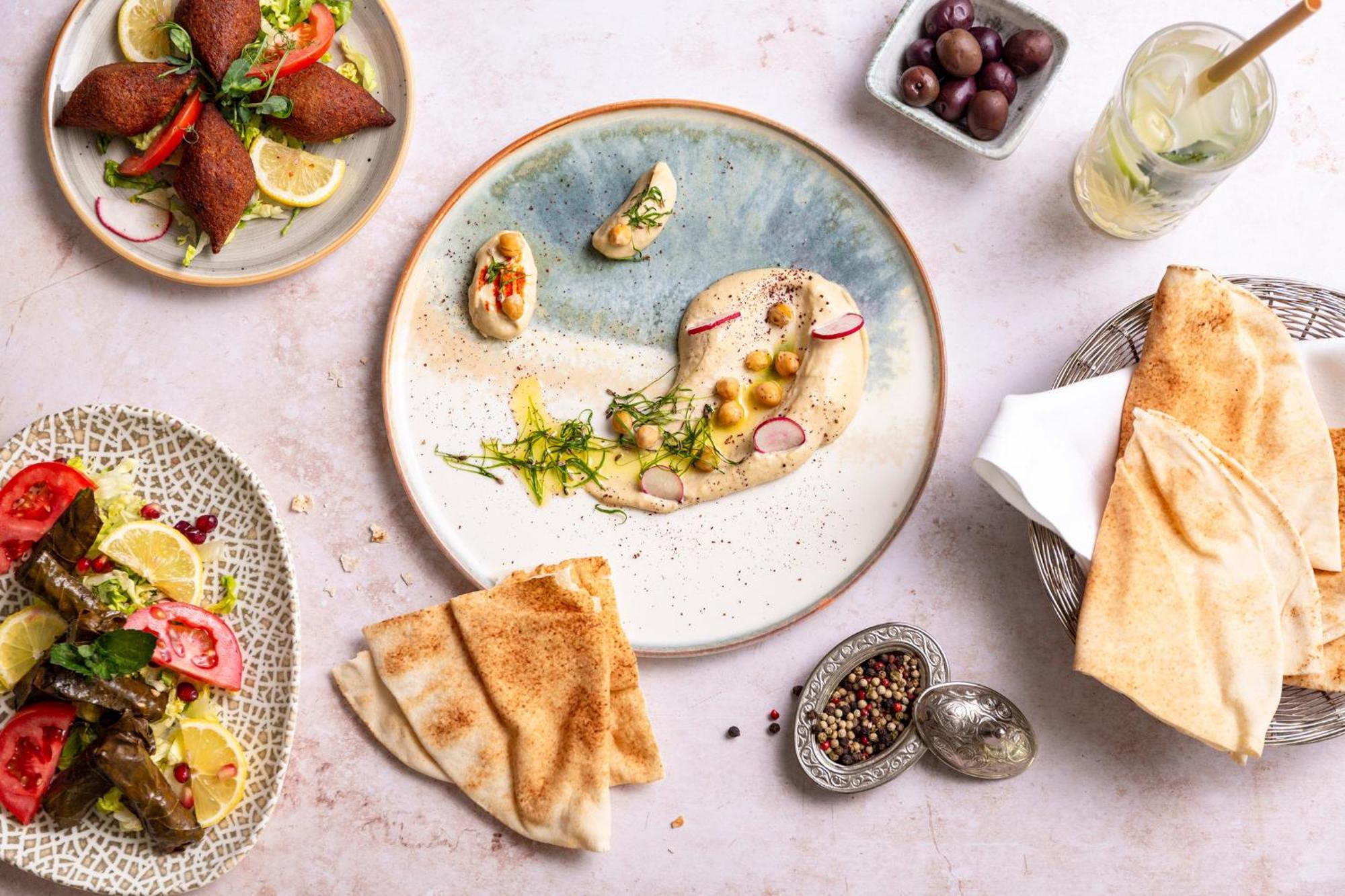 维也纳洲际酒店 外观 照片 Hummus